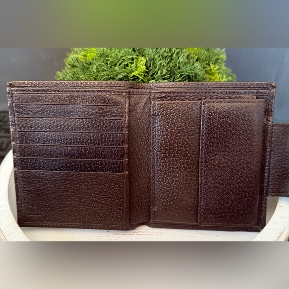 Gucci Monogram Wallet - Picture 4 of 12